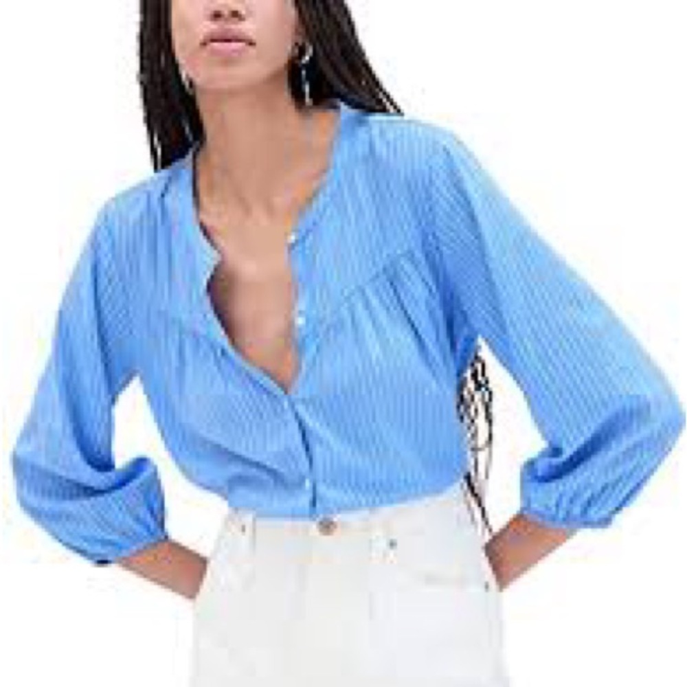 GAP Women's Blue Pinstripe Button Down Shirt Size Medium